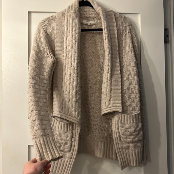 Talula Shawl Cardigan / Aritzia - Picture 1 of 4